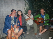 Při muzikantské zkoušce s Františkem Linhárkem (exPoutníci), manželkou Monikou a Radkem Nožičkou (Nezapomeň) ve Starém Městě v roce 2011